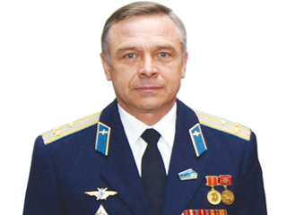 Олег Волобуев: Министра обороны нельзя назвать профессионалом