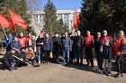 Новосибирские коммунисты провели ленинский субботник в Сквере Героев Революции