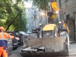 Ренат Сулейманов проконтролировал ремонт двора дома № 15 по улице Крылова