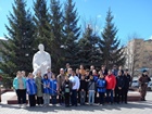 Коммунисты Октябрьского района провели ленинский субботник возле памятника  Борису Богаткову
