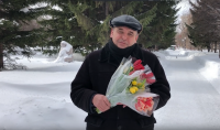 Ренат Сулейманов поздравил женщин с 8 марта