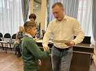 Яков Новоселов наградил отличившихся школьников Ленинского района