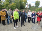 Анатолий Локоть и депутаты проконтролировали благоустройство будущего парка в пойме Каменки