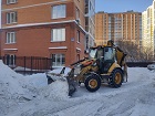 Николай Машкарин и Виталий Быков организовали вывоз снега на округе 