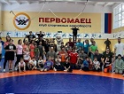 Депутат Павел Горшков поздравил участников соревнований по кикбоксингу в Первомайском районе Новосибирска