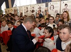 Анатолий Локоть поздравляет новосибирцев с Днем пионерии