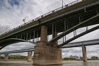 Октябрьский мост войдет в зиму-2021 с новым асфальтом